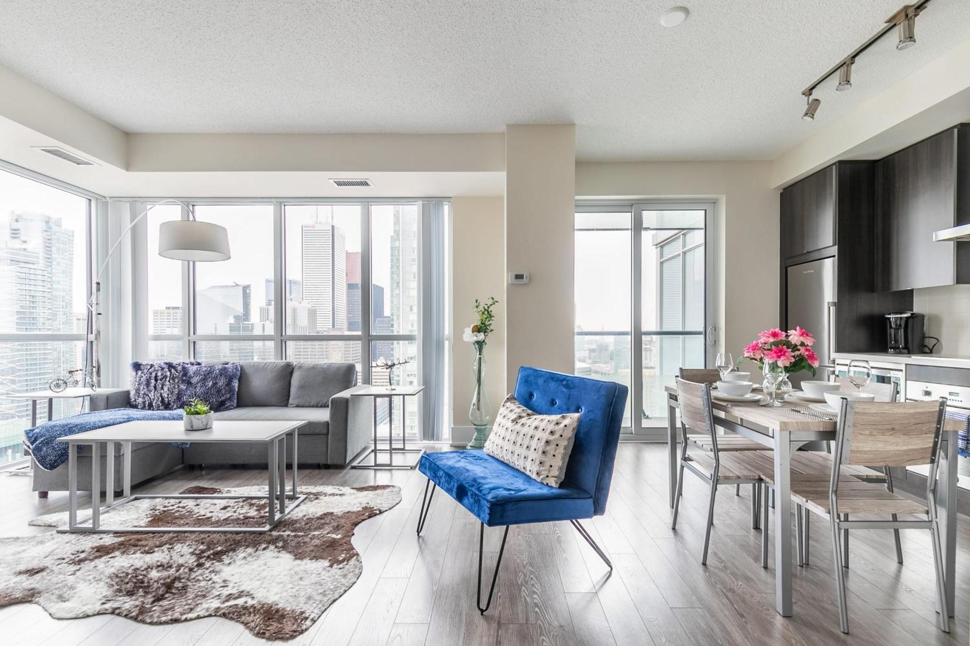 Luxury 1Br Condo - King Bed With City Views Toronto Exteriér fotografie